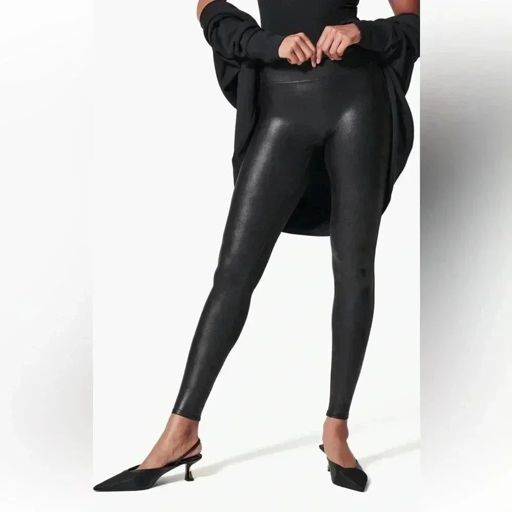SPANX Faux Leather Leggings, Very Black. Size Medium or 1X